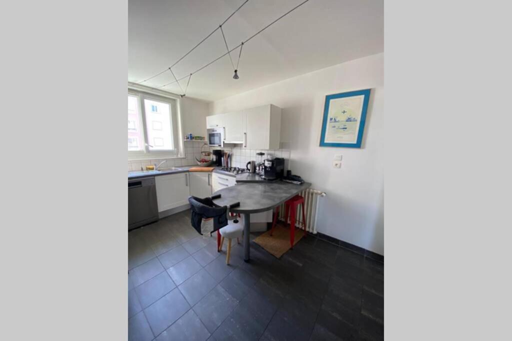 Milin : Appt 2 Ch Vue Sur Mer, Lumineux - Centre-Ville, Proche Facs, Telepherique Et Arsenal. Brest Exterior photo